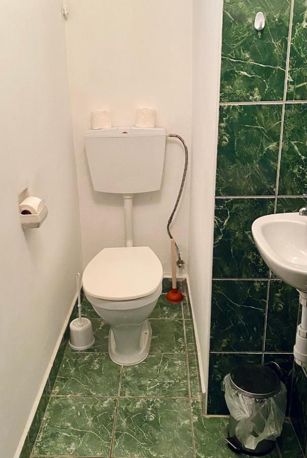 Viztuekoer Apartman Тихани Екстериор снимка